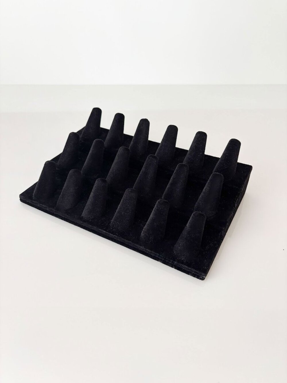 black velvet 3 tier ring display
